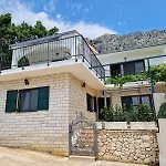 Omindula * Jesenice (Split-Dalmatia)